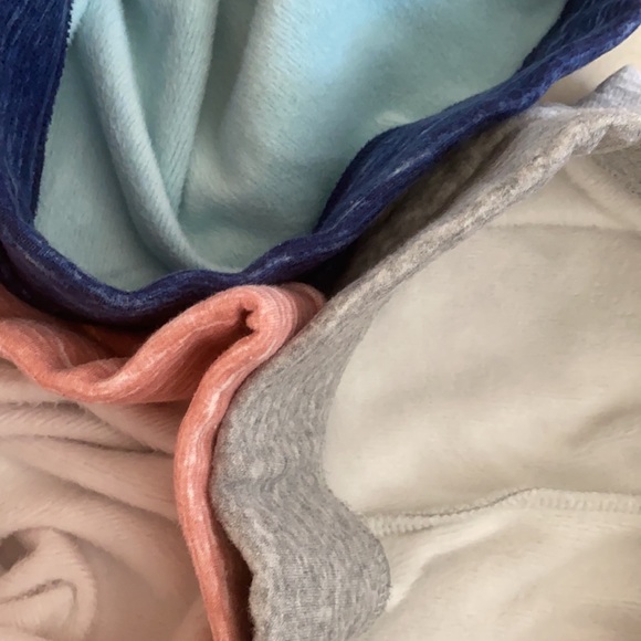 3 Fleece Leggings - Picture 2 of 2